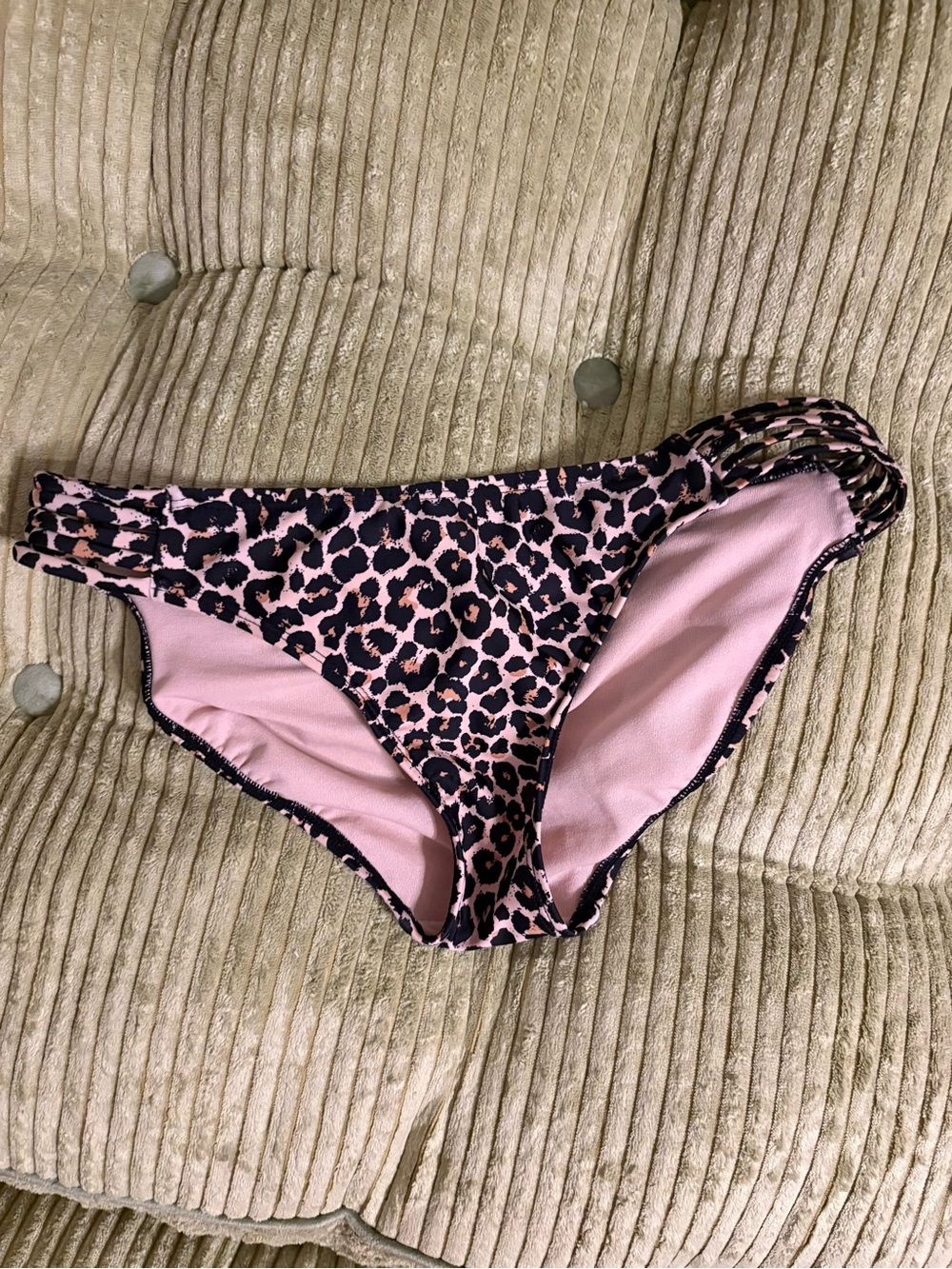 Xhilaration Pink Leopard-Trim Bikini Bottoms
